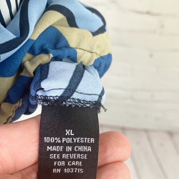 ZAC AND RACHEL BLUE CHEVRON STRIPE SLEEVELESS TOP - XL - Picture 5 of 5